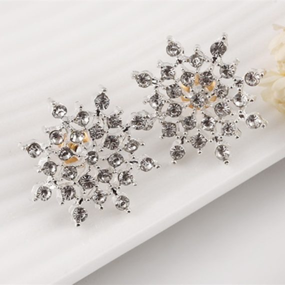 snow-flake-studs-earrings-8
