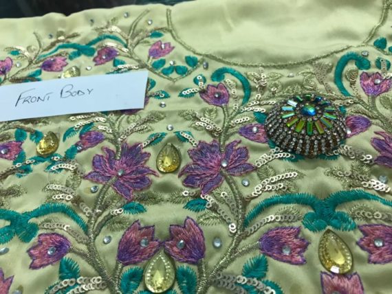 Zainab Chottani Luxury Bridal Embroidered Fancy Suit 02 (6)