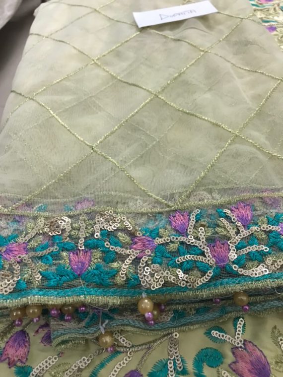 Zainab Chottani Luxury Bridal Embroidered Fancy Suit 02 (7)