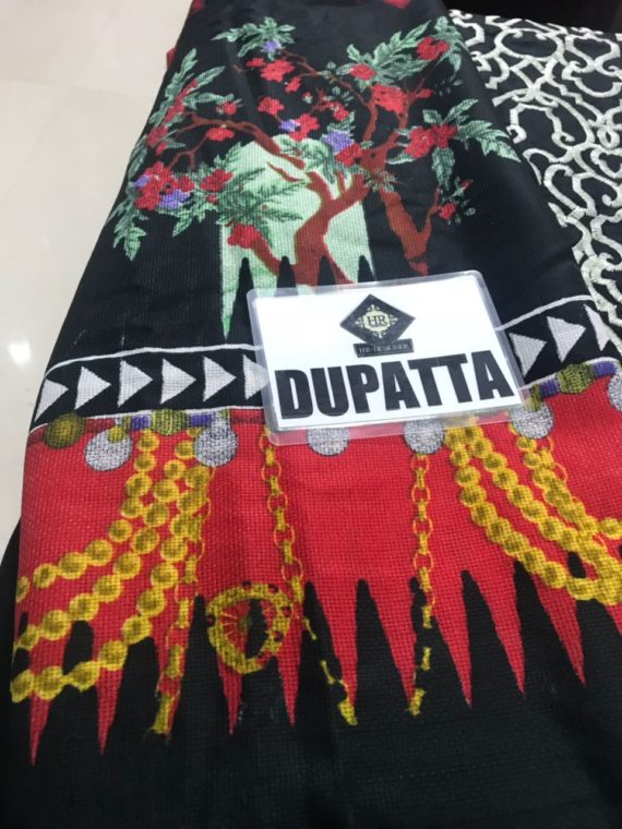 Crimson Scintilla Embroidered Lawn Suit Design Pitch Black (3)