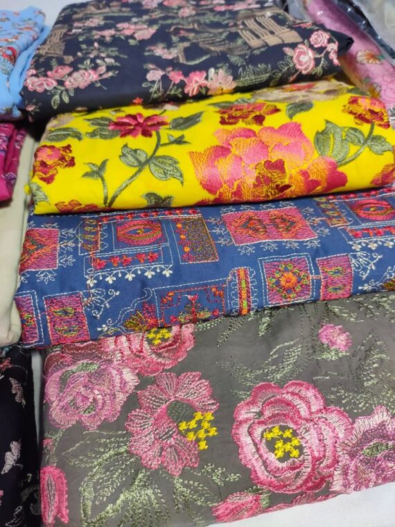 Bareezah Embroidered Lawn Collection 2PC (3)
